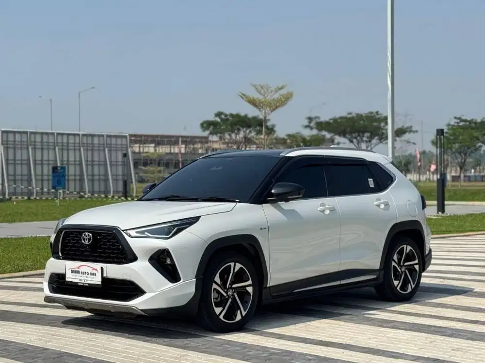 Yaris cross GR Hybrid 2023KM28RB
