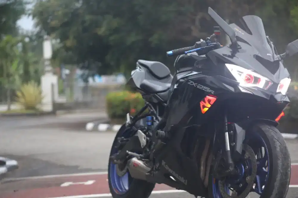 Kawasaki ZX25R Tahun 2020
