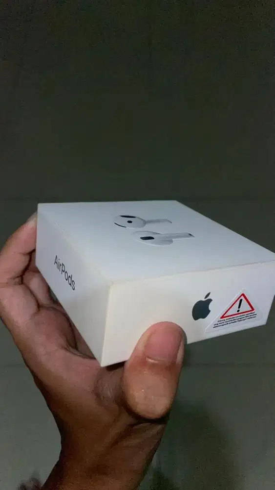 APPLE AIRPODS 4 BNIB SEGEL