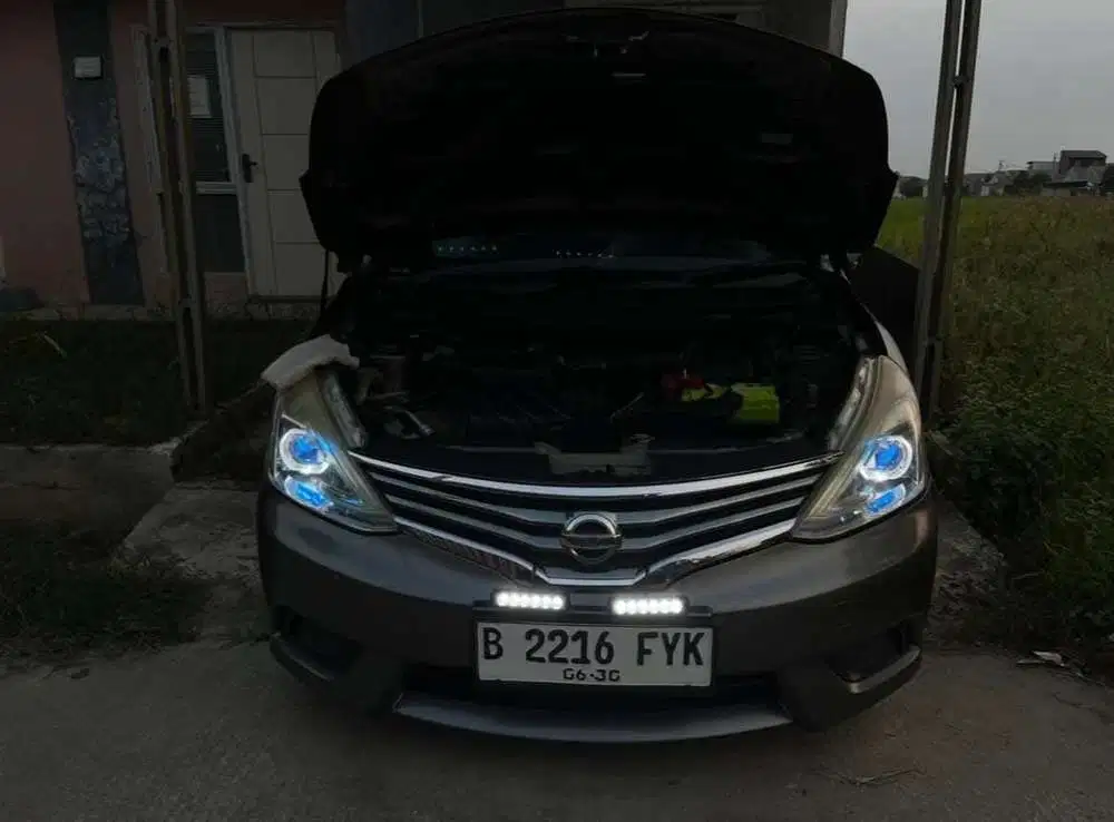 Nissan Livina 2014 Bensin