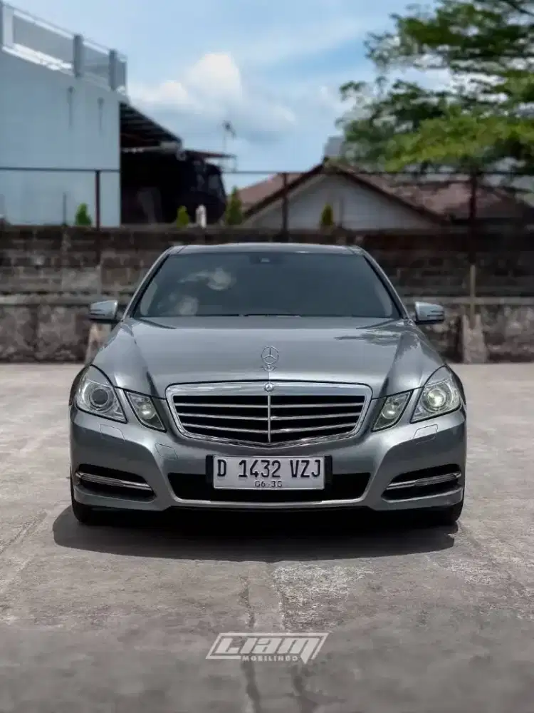 Mercy E300 Matic 2012 Antik
Low Km 34b