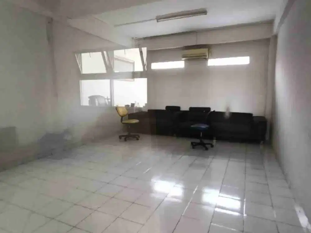 jual cepat kantor + gudang strategis di mekar wangi
