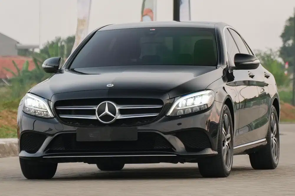 Collector's Item 7K Mercedes Benz C180 Eq Boost 2019 Black c00 a200 x1