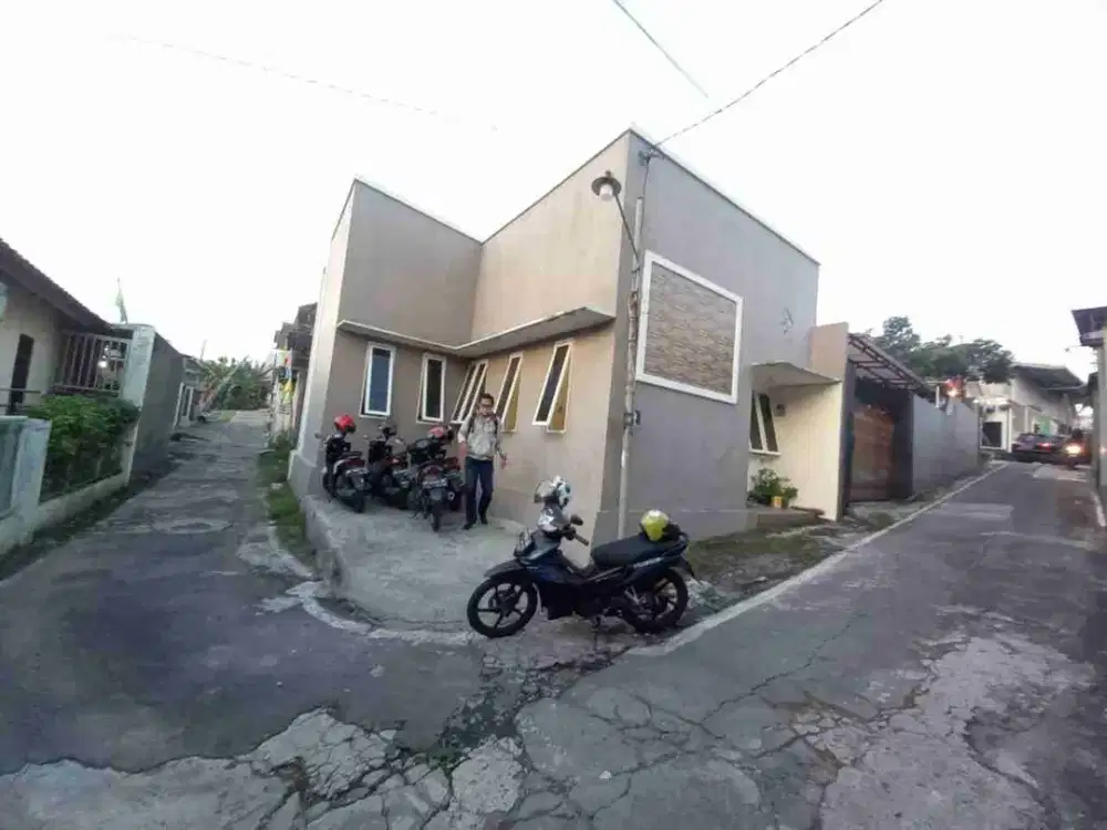 Rumah Siap Huni Dekat Ke Taman Jayawijaya