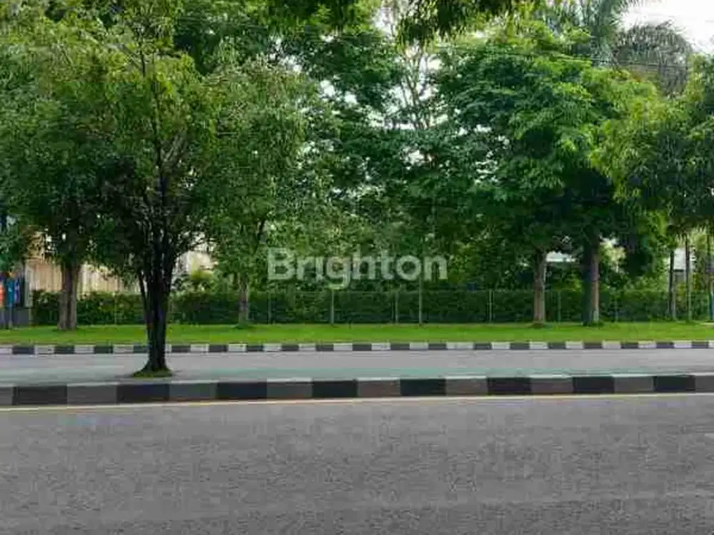 DIJUAL TANAH PREMIUM JALAN LAKSDA ADISUCIPTO KM 8, JOGJA