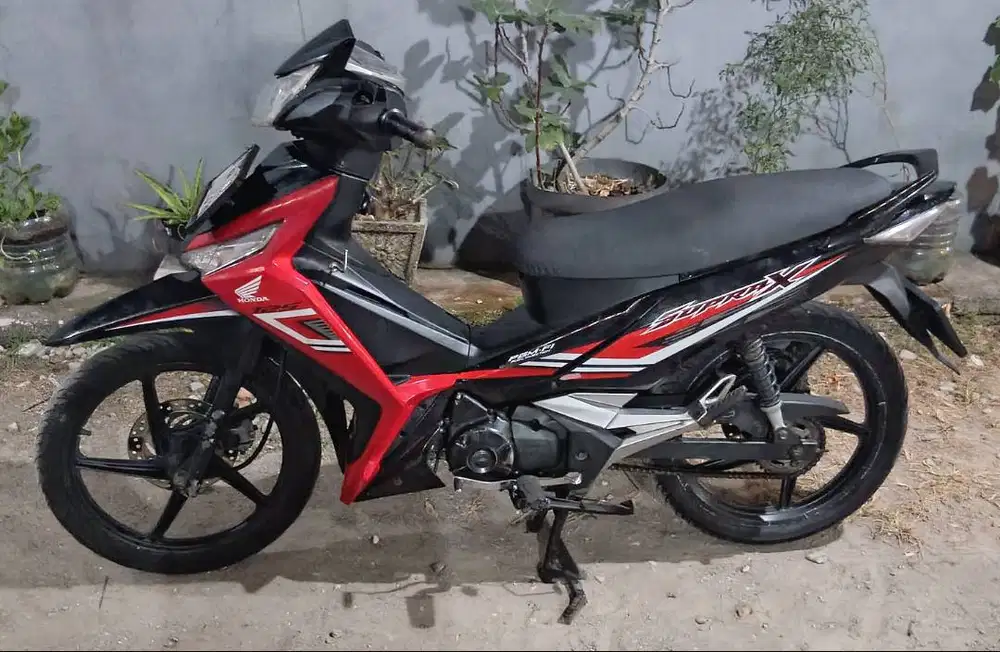 Supra x 125 fi 2015