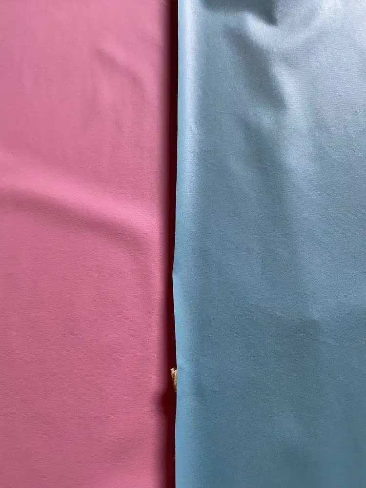 Alas foto Biru dan Pink