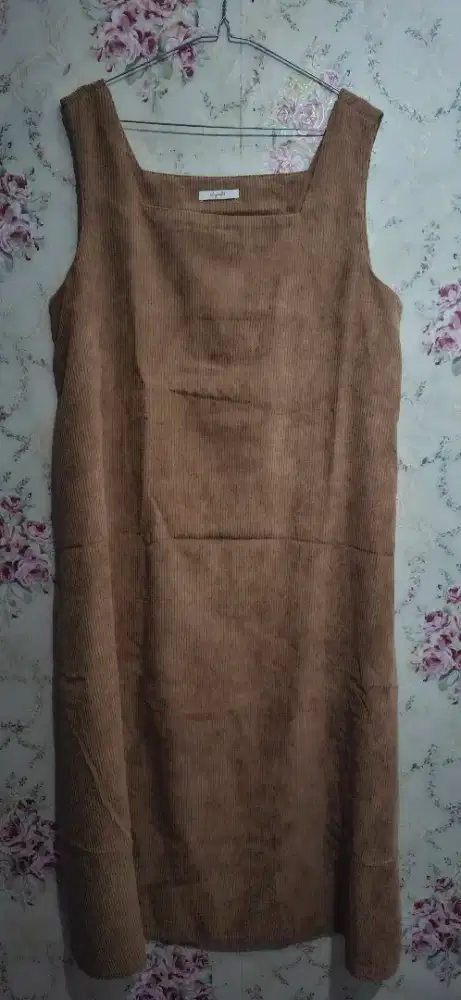 Dres Cuduroy merk mayoutfit