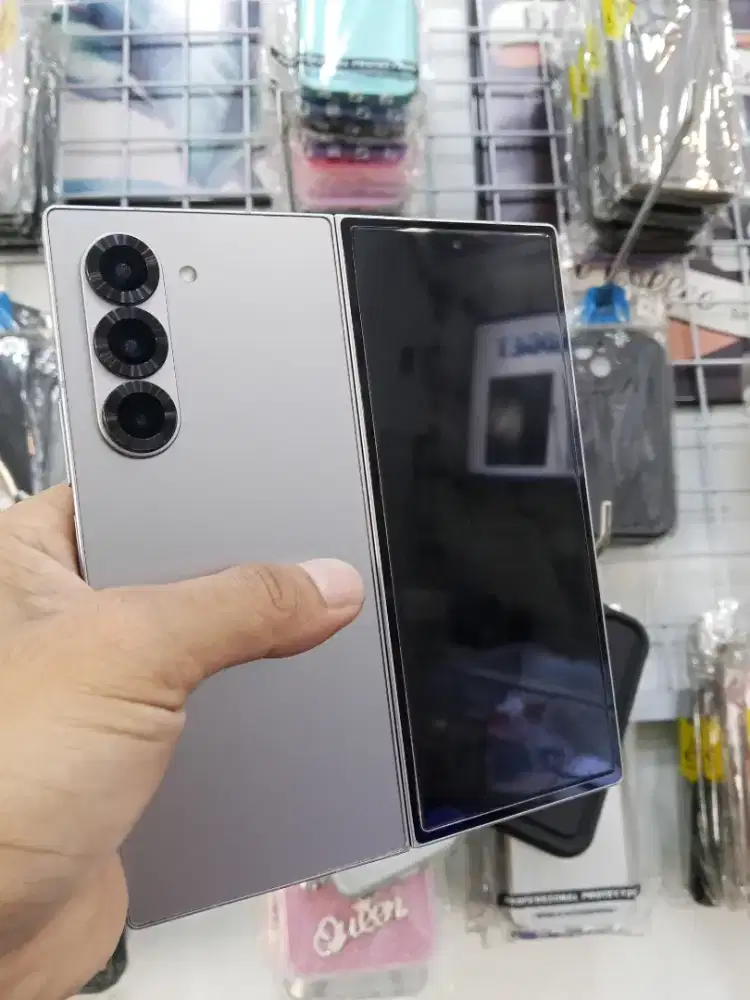Samsung fold 6 256 gb mines layar dlm