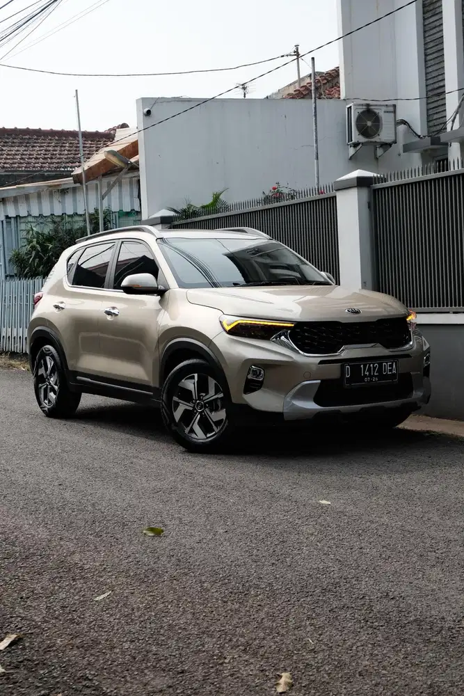 Km.52rb Kia Sonet 1.5 Premier IVT Sunroof