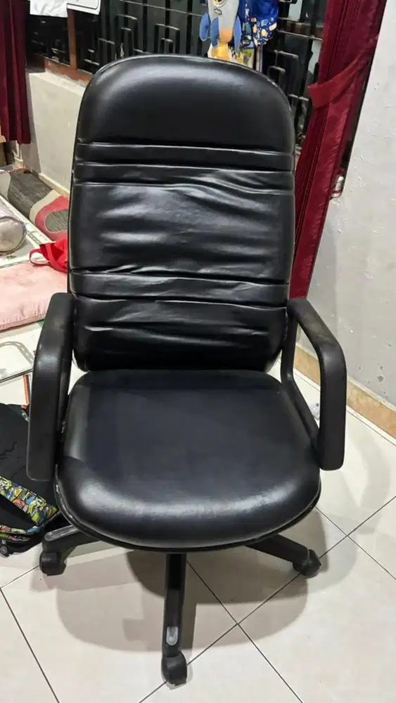 Kursi kerja kantor