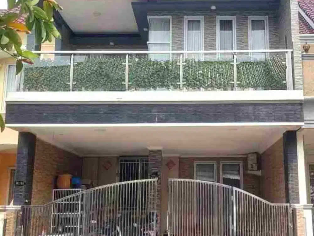 Dijual Rumah Strategis Nyaman
di The Royal Residence Cakung
Jakarta Timur