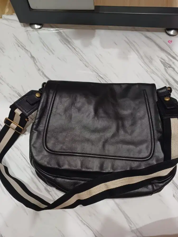 Bally ori sling bag