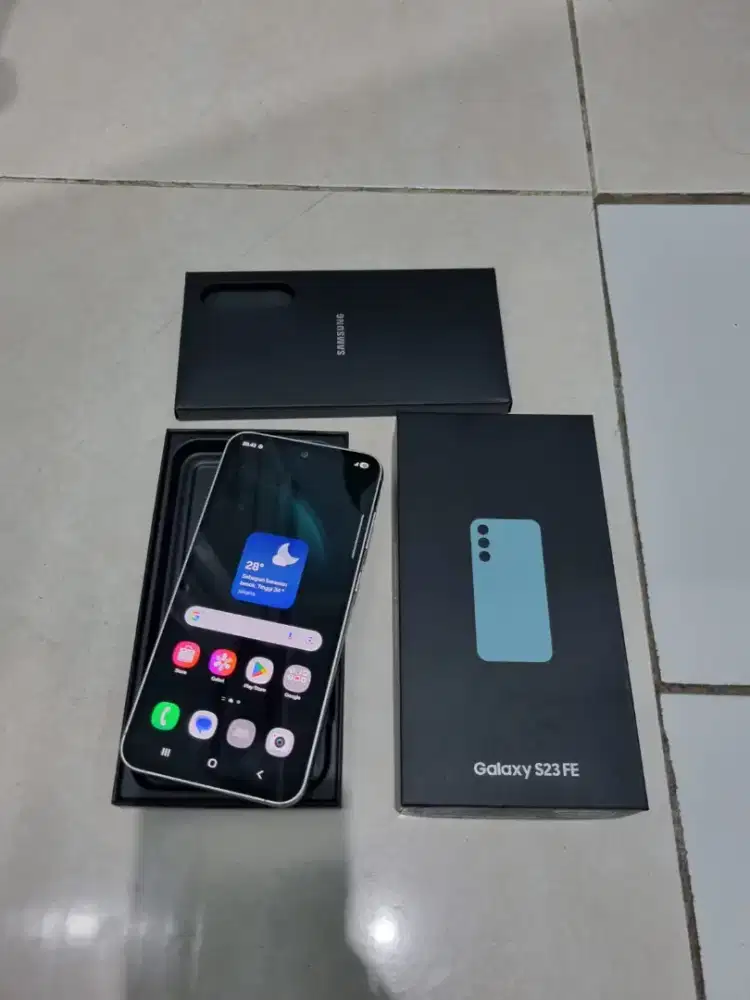 Samsung S23 fe 5G 8/256 Sein fullset mlusss like new josss