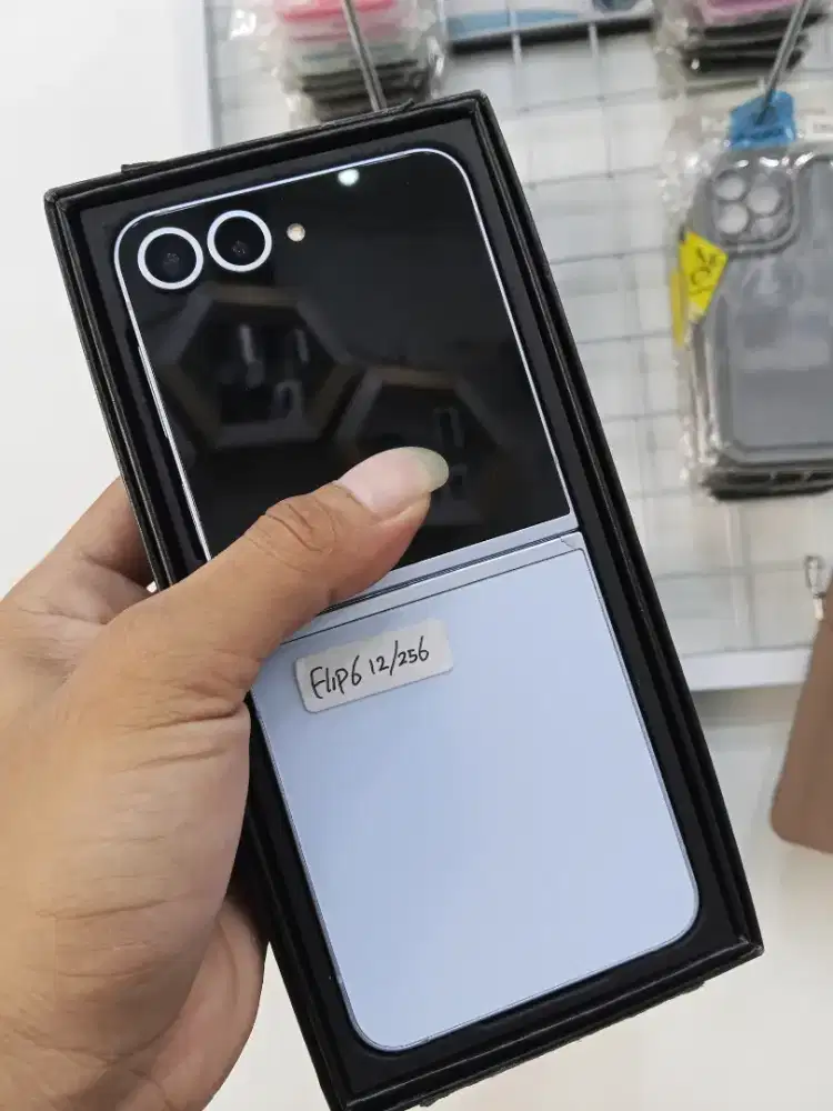 Samsung flip 6 12/256