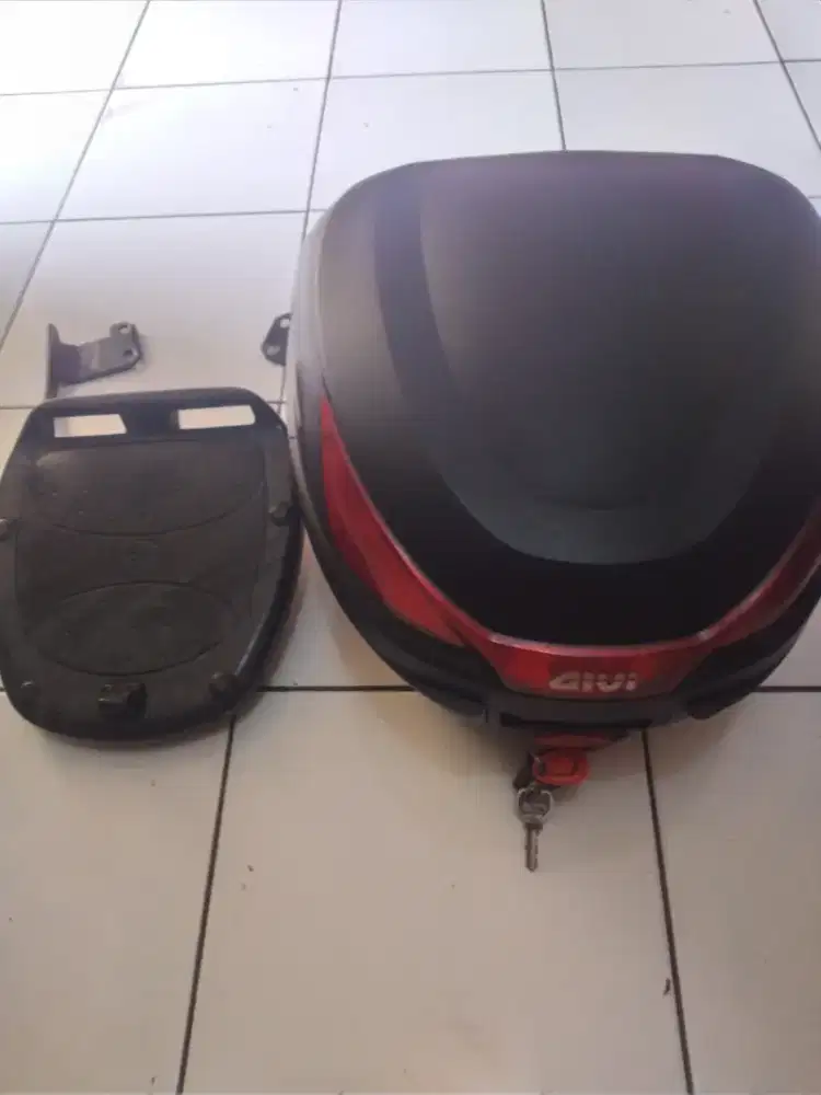 box Givi motor scoopy
