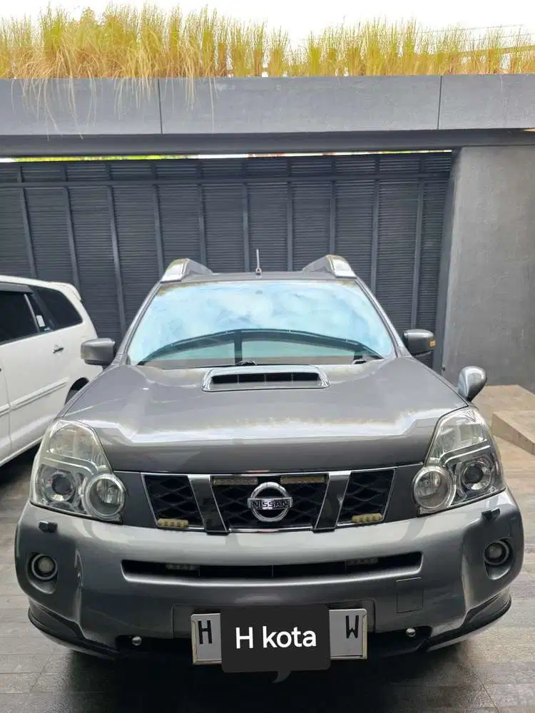 Nissan X-Trail 2010 Bensin