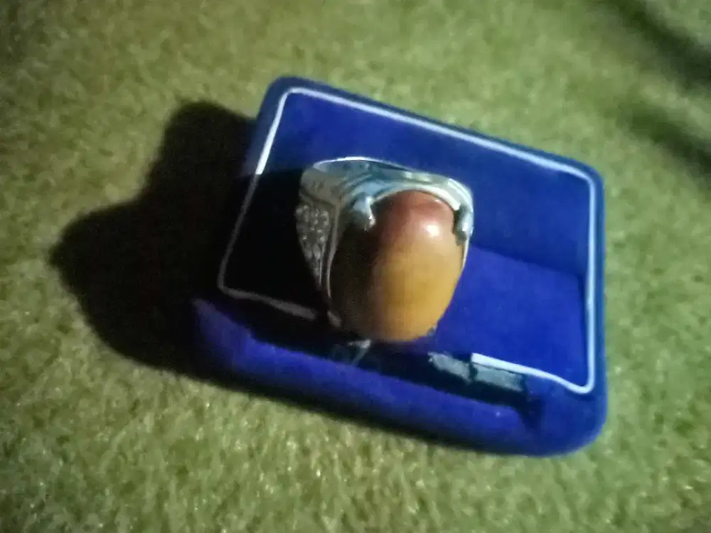 Cincin batu lawas cincin seperti perak