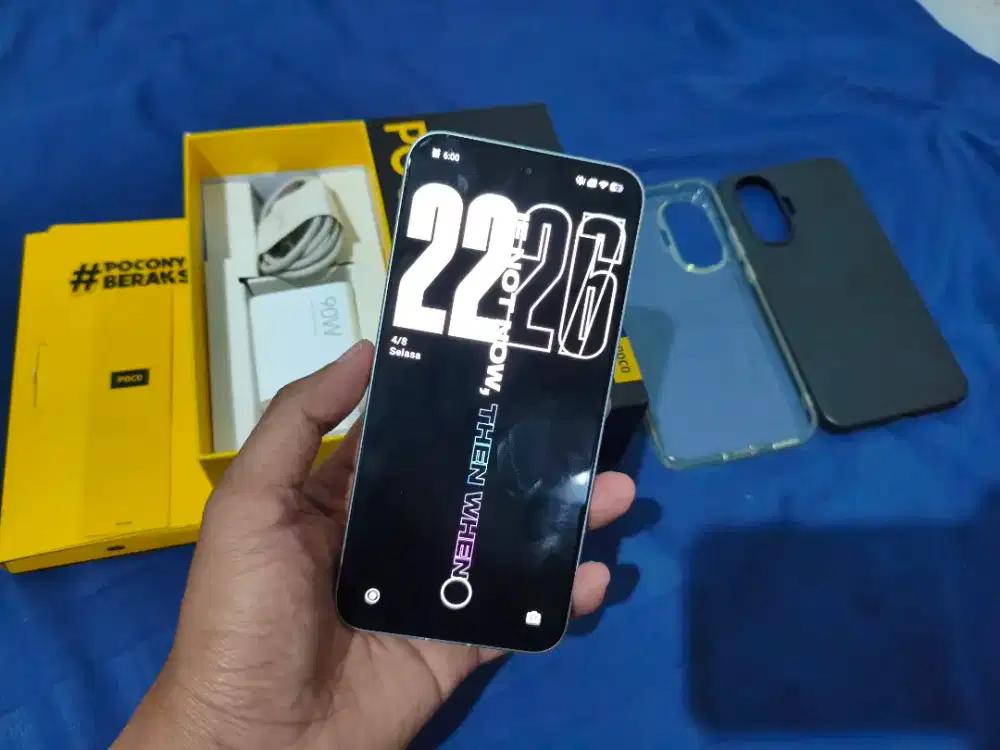 Poco F7 12/512 putih