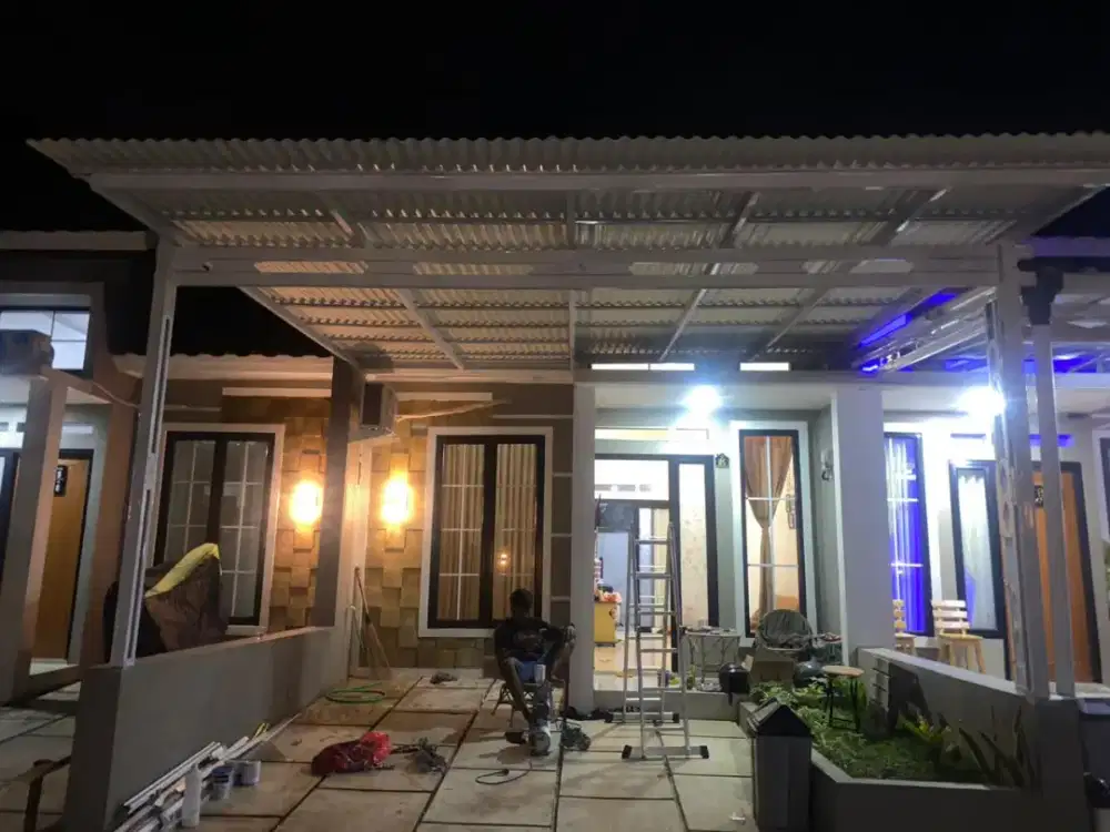 Kanopi baja ringan
