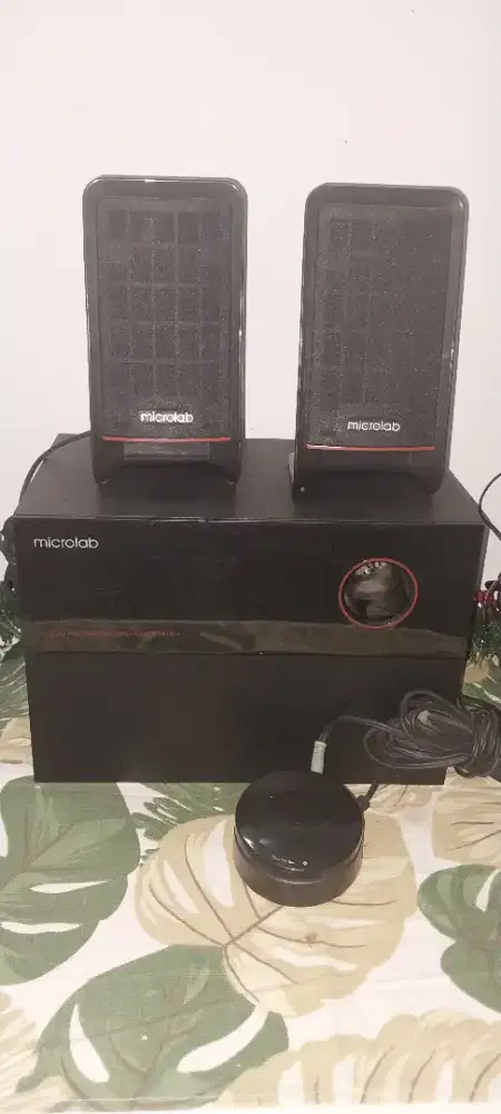 Dijual speaker Microlab M-200 original.