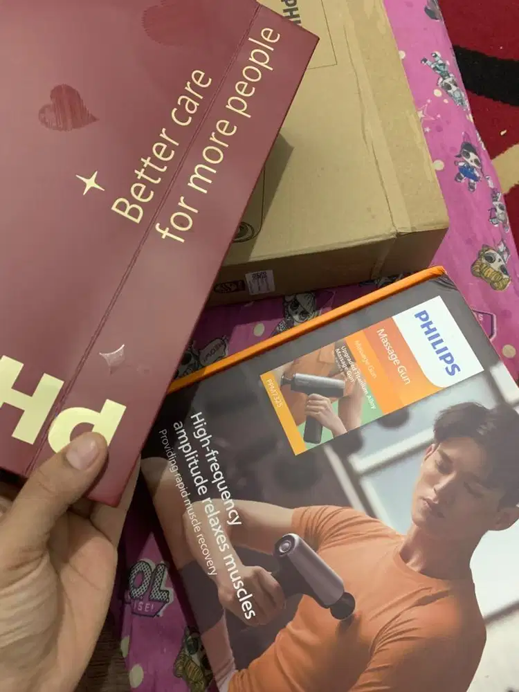 Alat olahraga massage gun philips ori,jual rugi 600 nego