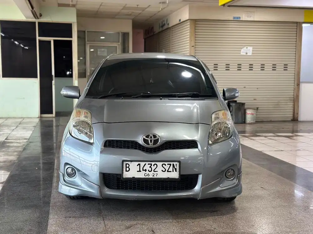 Toyota Yaris 1.5 AT 2012 facelift