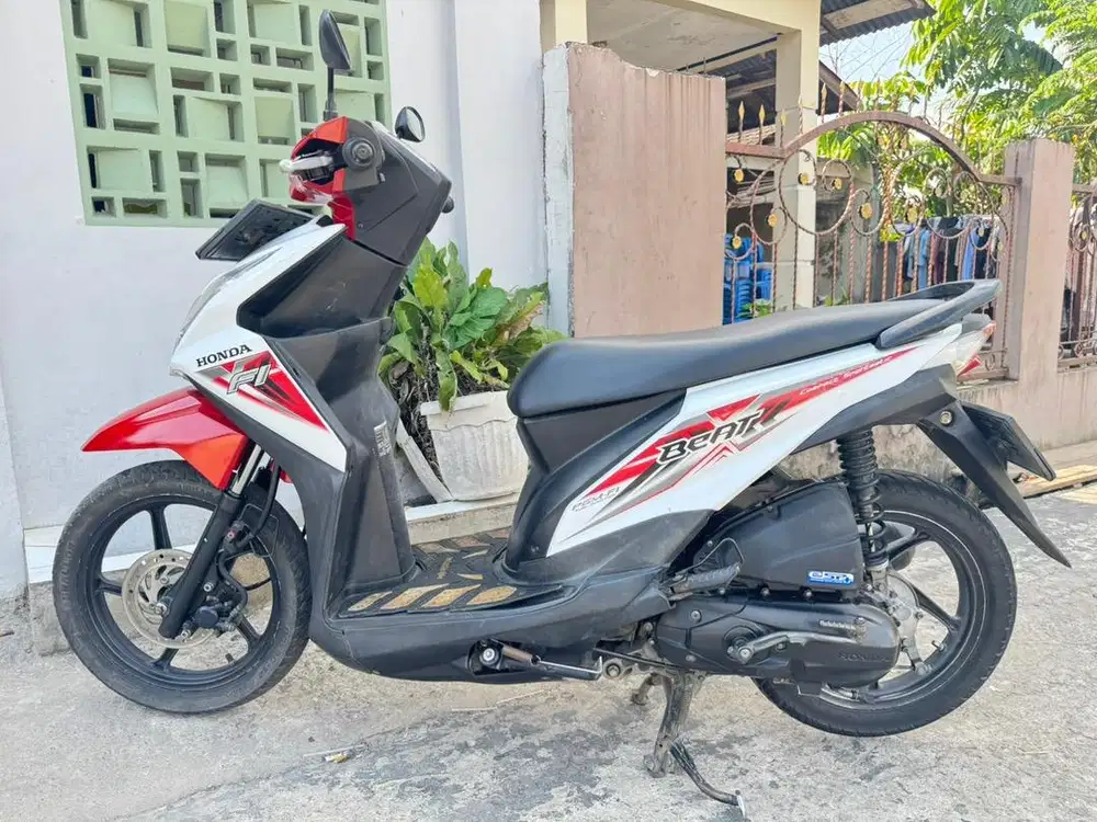 JUAL MOTO HONDA BEAT ESP FI STATER ALUS TAHUN 2015