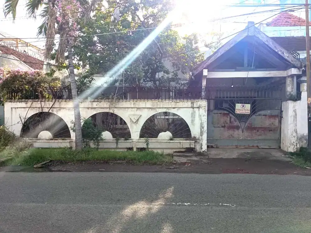 Dijual Rumah Siap Huni Raya Pucang Jajar Gubeng Surabaya REV.A811
