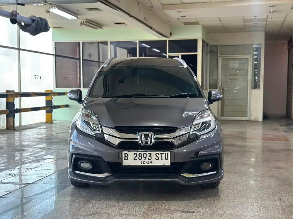 Honda mobilio RS 1.5 AT 2014