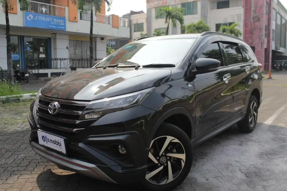 Garansi 1 Th - Toyota Rush 1.5 S Bensin AT 2021 Hitam