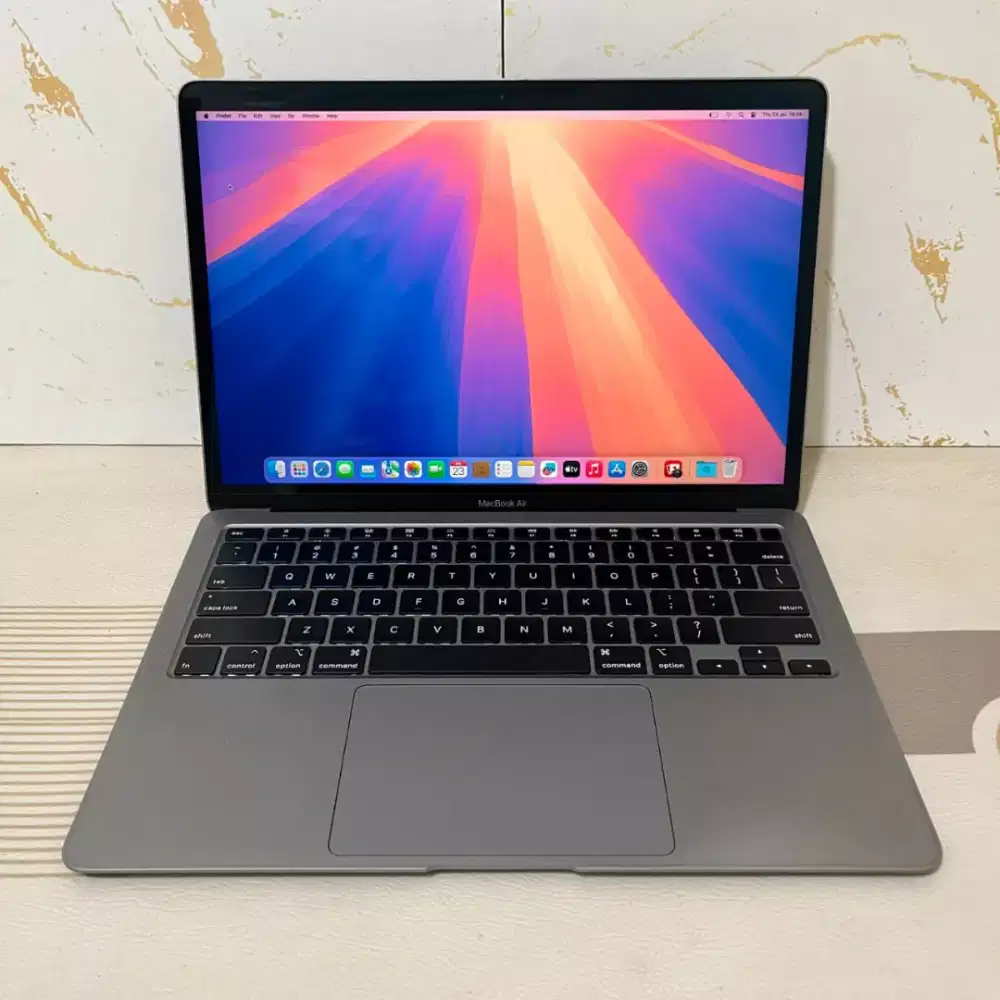 Macbook Air 13-inch i7 2020.