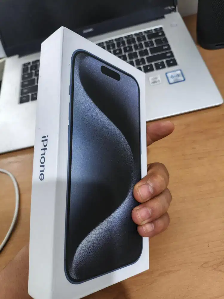 Iphone 15 Promax 256 GB Natural Titanium