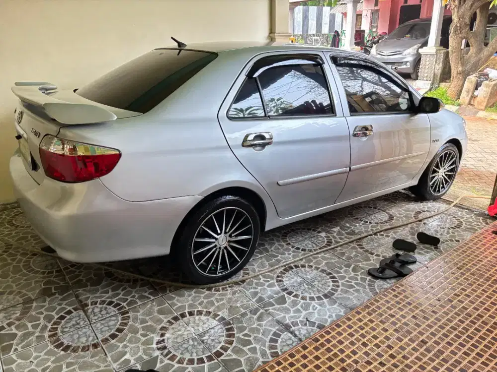 Toyota Vios 2005 Gen1 mobil terawat, pajak panjang