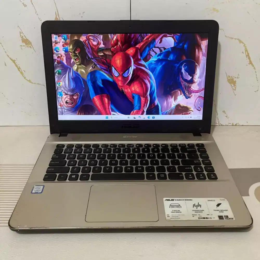 Laptop Asus X441U (2019).