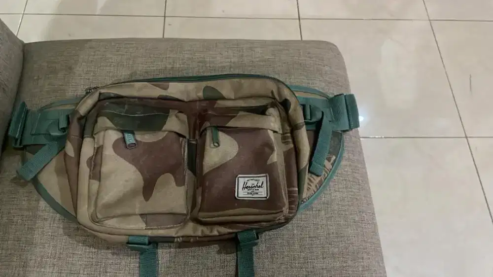 Original Herschel Waist Bag muat ipad mini 7 tdk fjallraven jansport