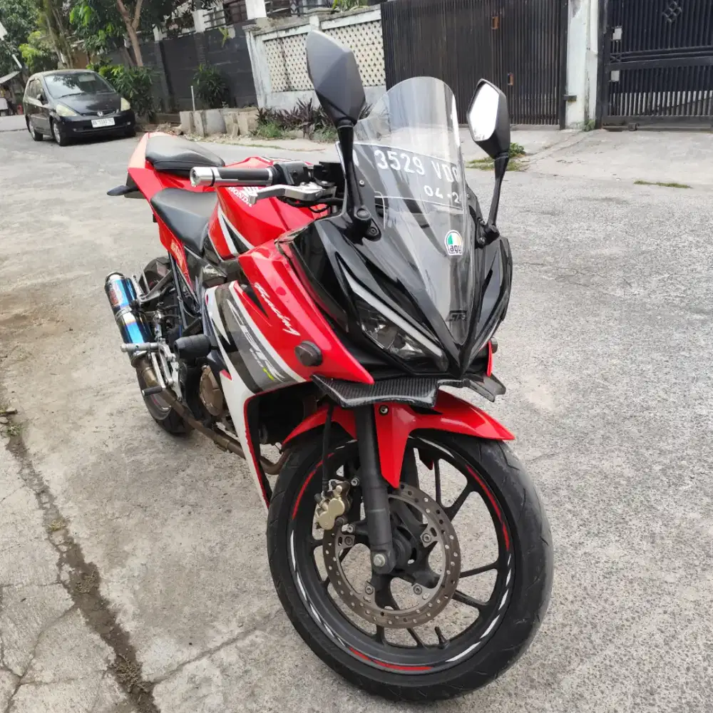 HONDA CBR 150R TAHUN 2017