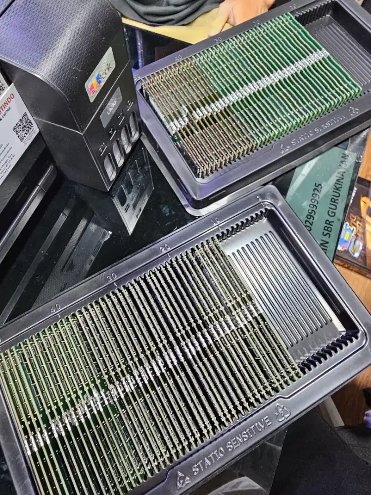 Beli Ram dan Ssd dengan Harga tinggi