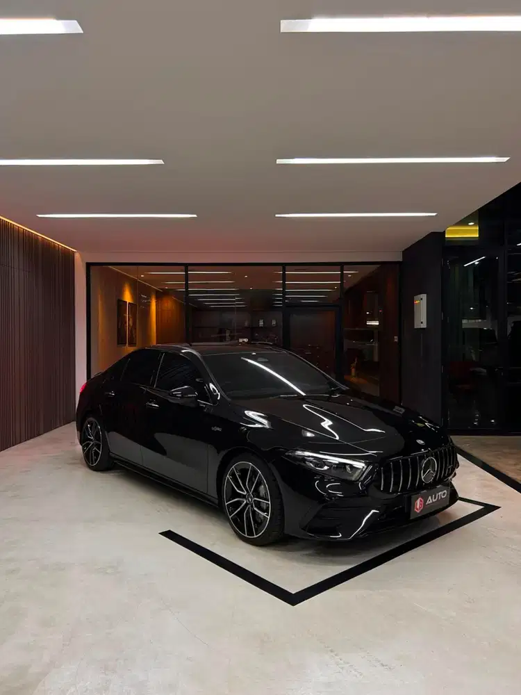 Mercedes Benz A35 AMG Sedan 2025 Hitam Mercy Km1rb B1891SAT Nik 2024