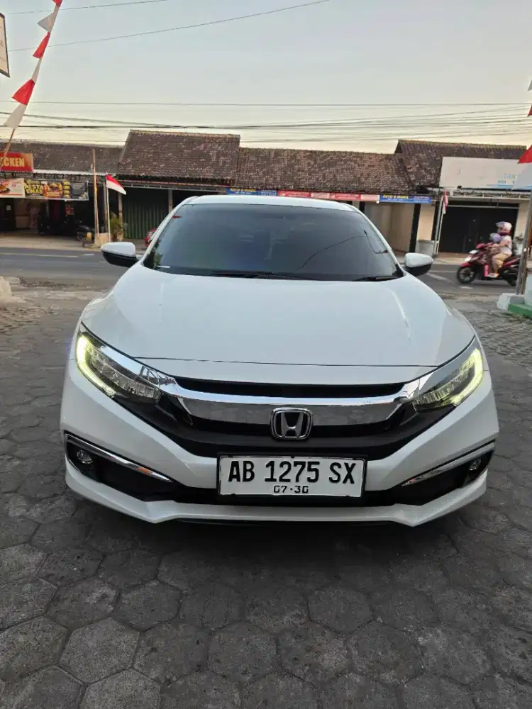 Civic es at tahun 2020