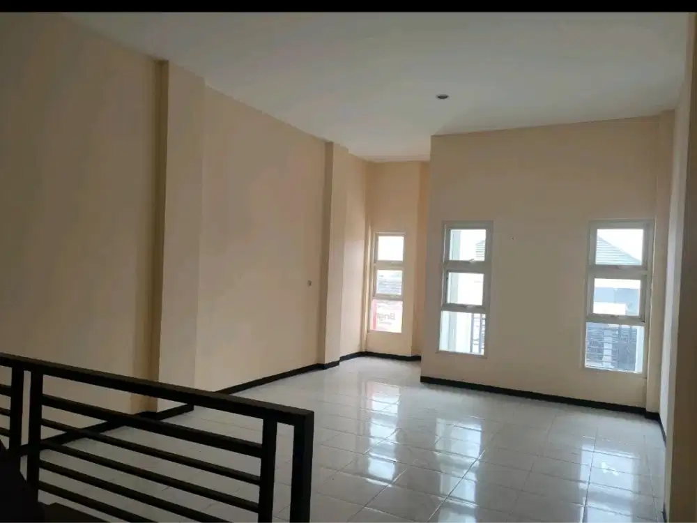 Wisma Tropodo Waru Sda