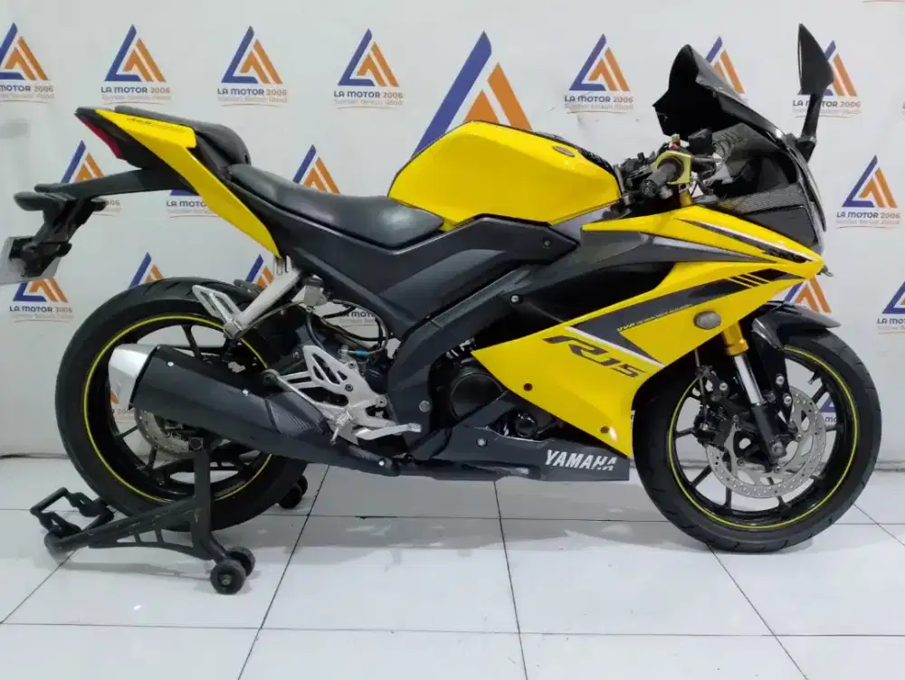 KREDIT DP MULAI 900RB R15 V3 2018 SIAP PAKAI (SPAYLATER/KREDIVO/CC 0%)