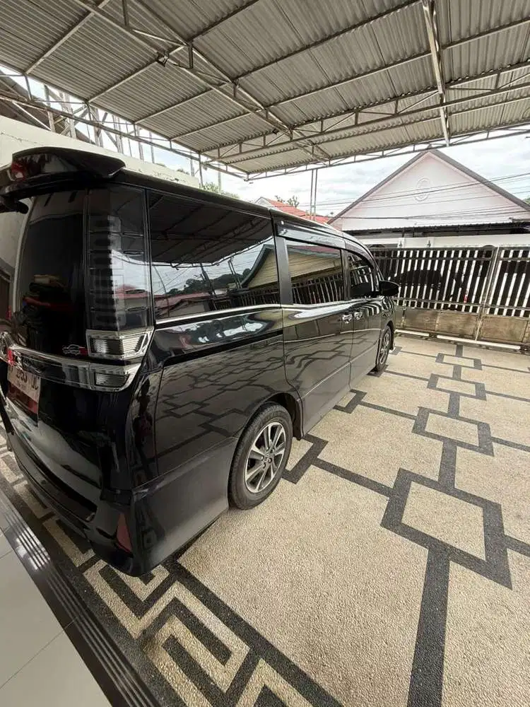 Toyota Voxy 2018 Bensin