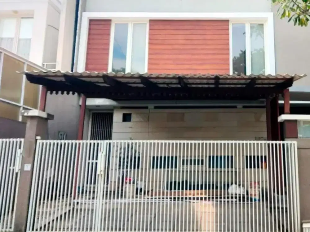 Rumah Dijual Cepat Taman Puspa Raya Citraland Semi Furnish Siap Huni