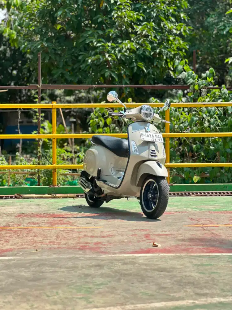 DIJUAL VESPA PRIMAVERA S 150 IGET ABS LED TH 2022 PERFECT CONDITION