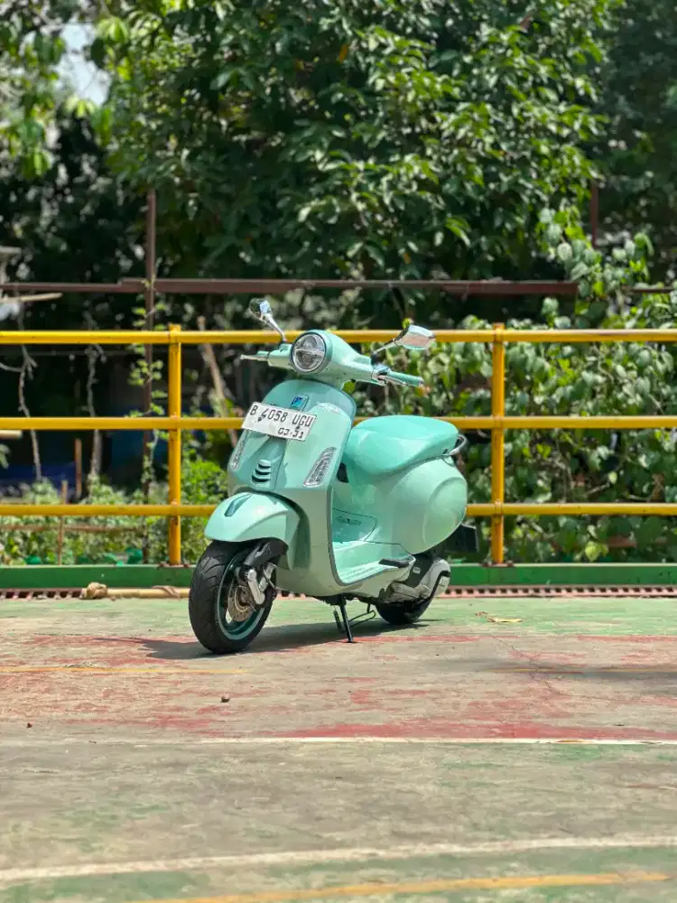 VESPA PRIMAVERA S NEW MODEL150 IGET ABS LED TH 2025 LIKE NEW!
