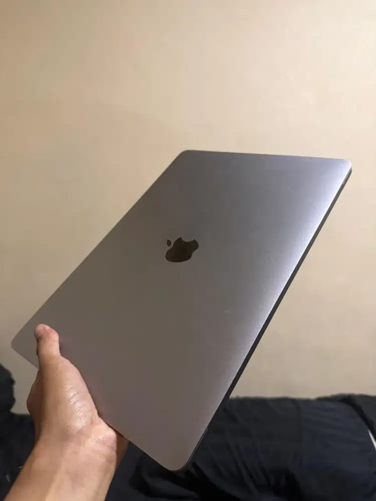 MacBook Pro 13” 2016 (Europe Edition - QWERTZ Keyboard)