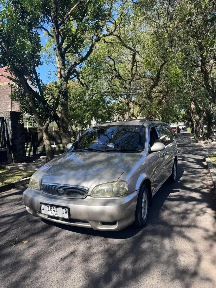 Kia carnival siap pakai