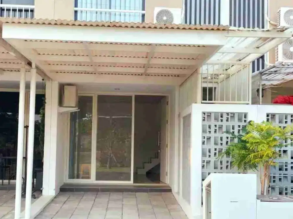 ROYAL RESIDENCE MURAH POLL RUMAH 2 LANTAI DEPAN DANAU HANYA 1,1M
