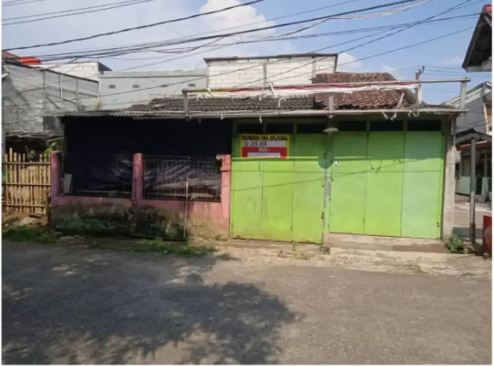 Rumah ini dijual